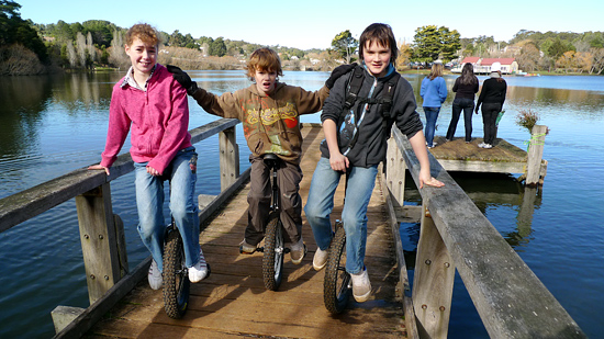 Nicky, Joell and Oscar, Lake Daylesford