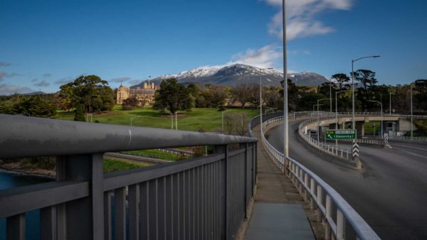 Read more about the article Kunanyi from Tasman Bridge